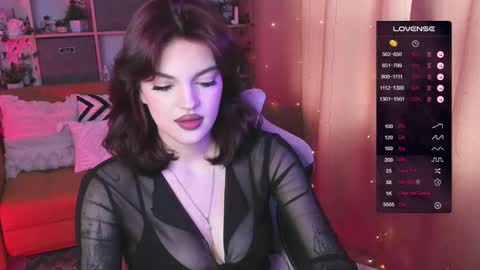 Snapshot of mavis_crystal chatting on 6, 3, 2025 Mavis online show from 6, 3, 2025