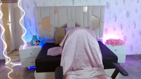 Mavis  online show from 13, 2, 2026