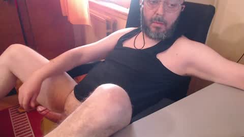 Snapshot of max818k chatting on 13, 6, 2026 Max online show from 13, 6, 2026
