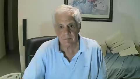 Snapshot of max_2017 chatting on 28, 3, 2026 max_2017 online show from 28, 3, 2026