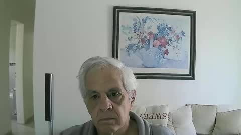 Snapshot of max_2017 chatting on 12, 4, 2026 max_2017 online show from 12, 4, 2026