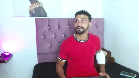 Max  Ashley online show from 5, 10, 2025