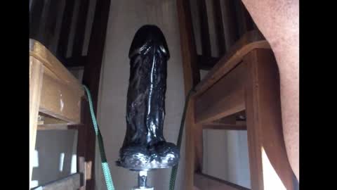 Snapshot of max_bondage chatting on 15, 11, 2025 max_bondage online show from 15, 11, 2025