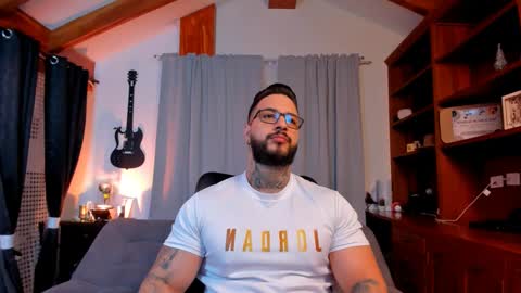 max D. online show from 6, 3, 2025