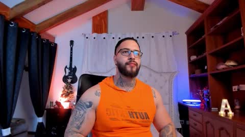 max D. online show from 30, 11, 2025