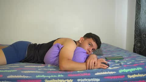 Max online show from 17, 12, 2025