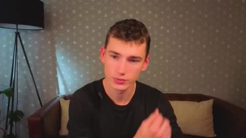 Snapshot of max_foks chatting on 30, 9, 2025 Max online show from 30, 9, 2025