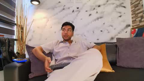 Snapshot of max_hornye chatting on 16, 2, 2026 Max Hornye online show from 16, 2, 2026