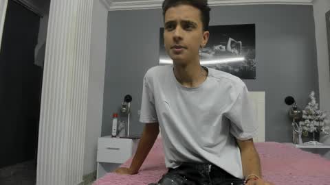 Snapshot of max_kogan chatting on 3, 1, 2025 max online show from 3, 1, 2025