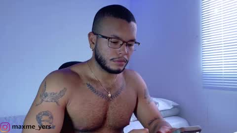 Snapshot of max_meyer chatting on 11, 9, 2025 max_meyer online show from 11, 9, 2025