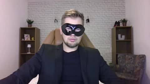 Snapshot of max_mila_888 chatting on 21, 9, 2025 Max Aliya online show from 21, 9, 2025