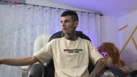 Snapshot of maxandalyn_ chatting on 20, 1, 2025 Max Dalyn online show from 20, 1, 2025