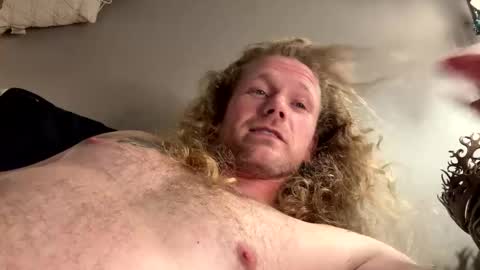 Max online show from 15, 10, 2025