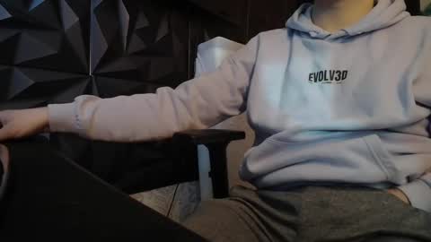 maxboner94 online show from 3, 2, 2025