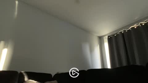 Snapshot of maxbose666 chatting on 17, 11, 2025 Max online show from 17, 11, 2025