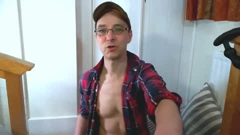 Snapshot of maxdavies chatting on 26, 3, 2026 Max Davies online show from 26, 3, 2026