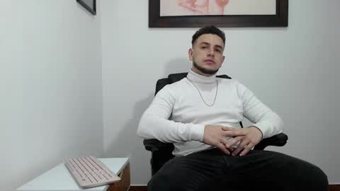 Maxi 600pm to 1201am col time online show from 12, 10, 2025