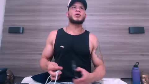 Snapshot of maximiliano_stronge chatting on 29, 6, 2026 Maximiliano online show from 29, 6, 2026