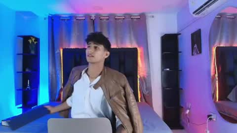 Snapshot of maximo_romano chatting on 22, 6, 2026 Maximo online show from 22, 6, 2026