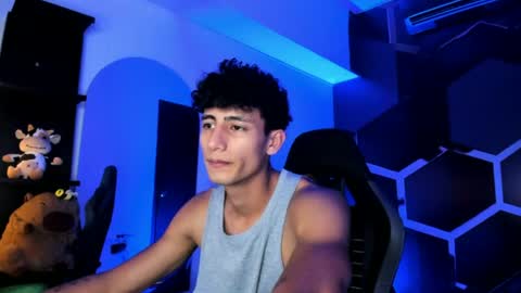 Snapshot of maximo_romano chatting on 8, 7, 2026 Maximo online show from 8, 7, 2026