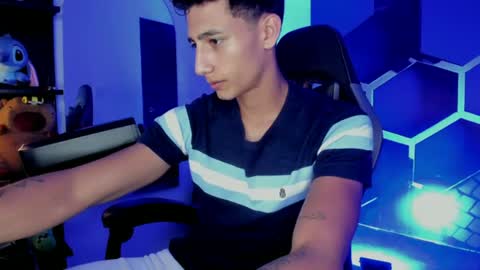Snapshot of maximo_romano chatting on 27, 7, 2026 Maximo online show from 27, 7, 2026