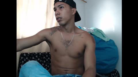 Maximo Aron Vega online show from 10, 12, 2024