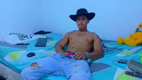 Snapshot of maximo_vega_new chatting on 22, 4, 2026 Maximo Aron Vega online show from 22, 4, 2026