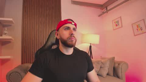 Maximo Wolf online show from 12, 1, 2026