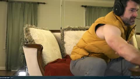 Maximus7871 online show from 20, 2, 2025