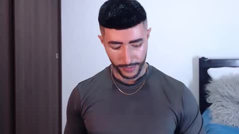 Independent Model online show from 23, 1, 2025