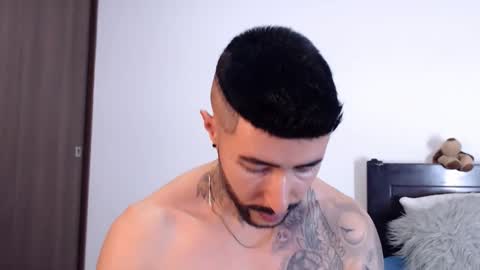 Independent Model online show from 2, 2, 2025