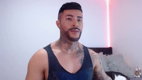 Independent Model online show from 27, 10, 2025