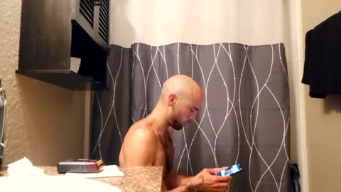 Snapshot of maximusdemitrious chatting on 1, 10, 2025 maximusdemitrious online show from 1, 10, 2025