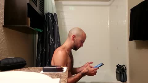 Snapshot of maximusdemitrious chatting on 2, 12, 2025 maximusdemitrious online show from 2, 12, 2025