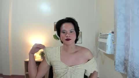 Snapshot of maxine_fucks chatting on 7, 10, 2025 maxine_fucks online show from 7, 10, 2025