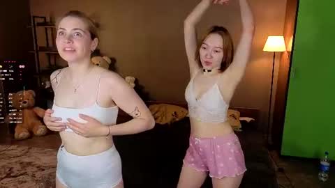 Snapshot of maxineheart chatting on 9, 7, 2026 Monica - Next stream 270525 0300 GMT2 online show from 9, 7, 2026