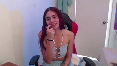 maxinesex_ online show from 25, 2, 2026