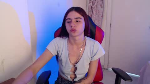 maxinesex_ online show from 28, 3, 2026