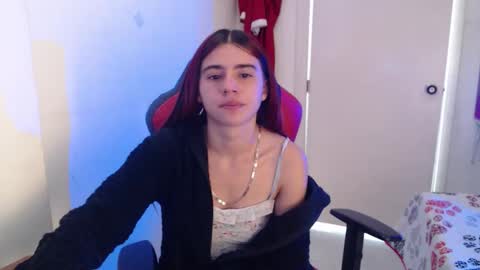 maxinesex_ online show from 24, 4, 2026