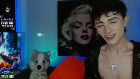 Snapshot of maxiy_001 chatting on 5, 1, 2025 Max online show from 5, 1, 2025