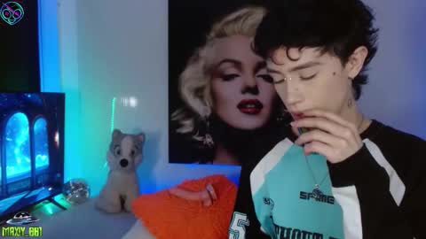 Snapshot of maxiy_001 chatting on 22, 9, 2025 Max online show from 22, 9, 2025