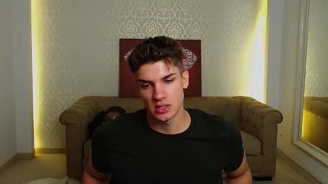 MaxKaiden online show from 13, 9, 2025