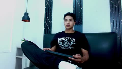 Snapshot of maxwyatt_1 chatting on 3, 7, 2026 Max Wyatt online show from 3, 7, 2026