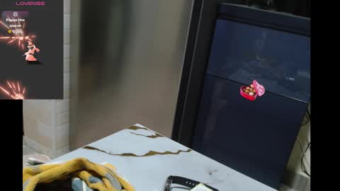 maxxinepetite online show from 9, 11, 2025