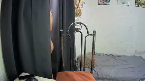 Snapshot of maxy_girl chatting on 17, 5, 2026 MAXINE online show from 17, 5, 2026