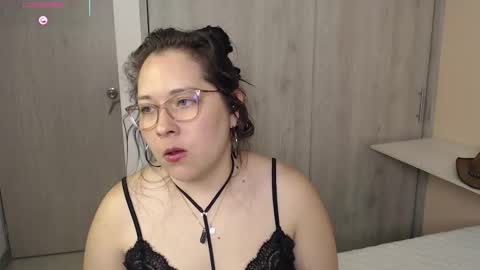 May online show from 10, 10, 2025