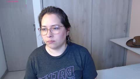 May online show from 20, 10, 2025