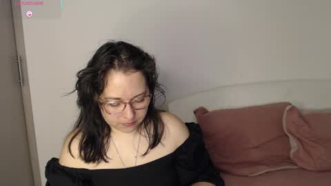 May online show from 5, 4, 2026