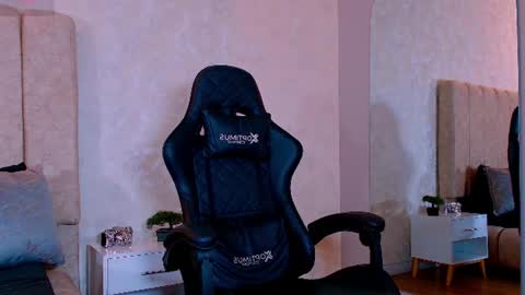 Snapshot of may_lyonheart chatting on 11, 7, 2026 may lyonheart online show from 11, 7, 2026