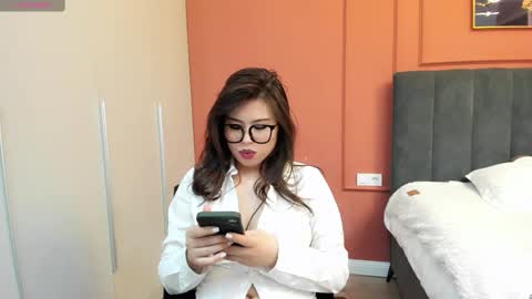 Snapshot of may_mia chatting on 12, 3, 2025 Mia online show from 12, 3, 2025